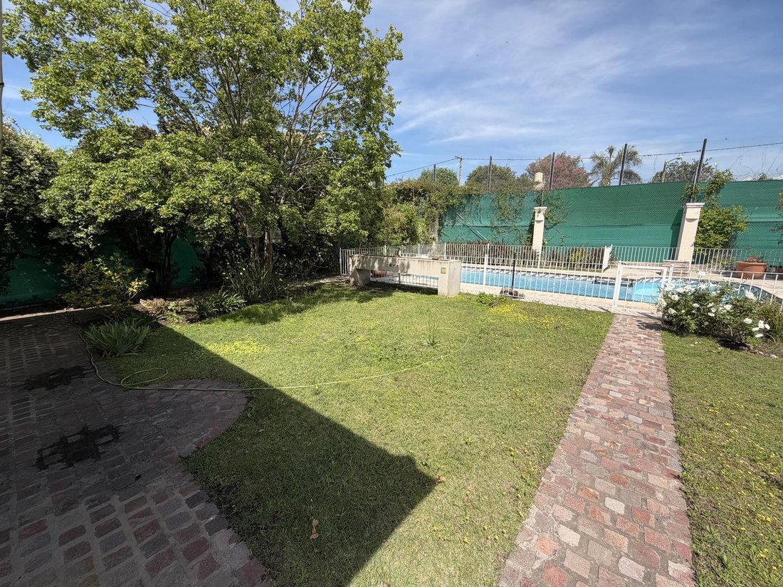 Casa en Córdoba, Córdoba, Argentina 4 - 19197519