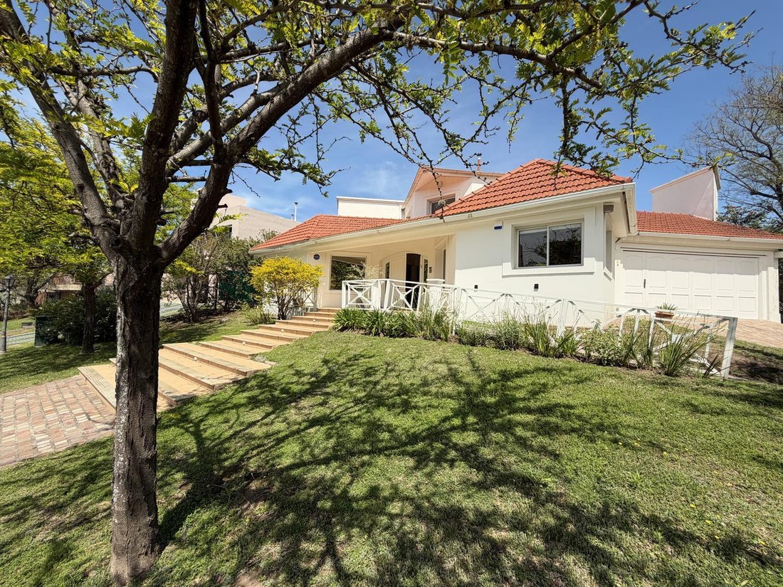 Casa en Córdoba, Córdoba, Argentina 1 - 19197519