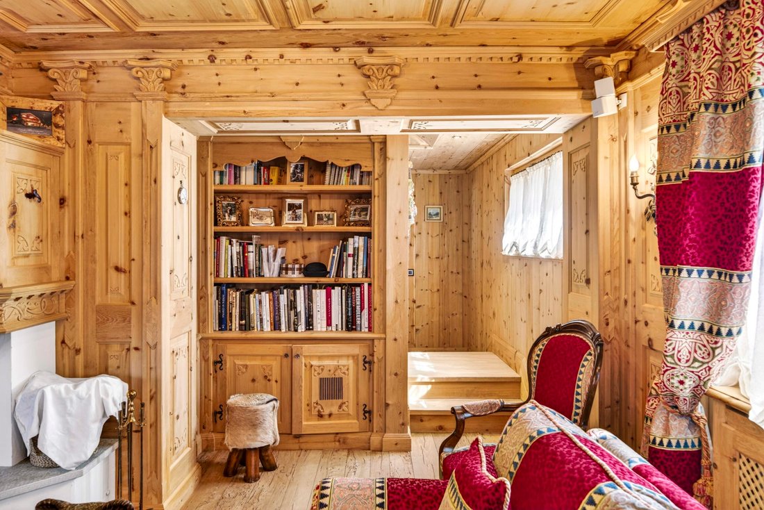 Chalet in La Punt Chamues-ch, Grisons, Switzerland 1 - 19198364