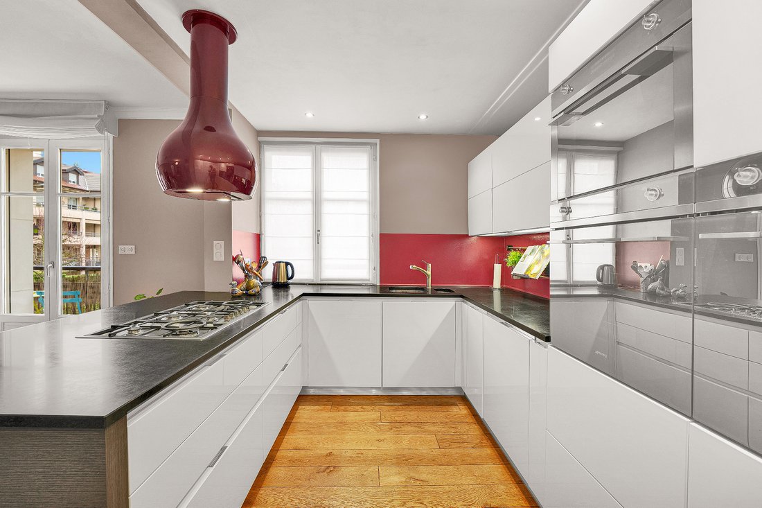 Appartement à Ferney-Voltaire, Auvergne-Rhône-Alpes, France 2 - 19199374