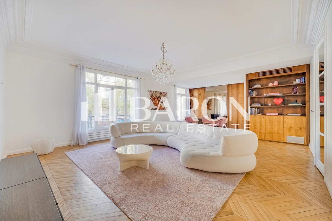 Wohnung in Courcelles-Wagram, Paris 17e Arrondissement, Paris 1 - 19199242