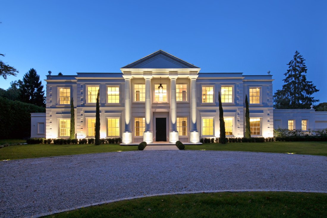 Casa en Virginia Water, Inglaterra 2 - 19198790