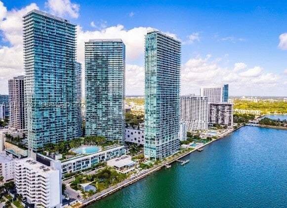 Condominio en Miami, Florida, Estados Unidos 1 - 19197925