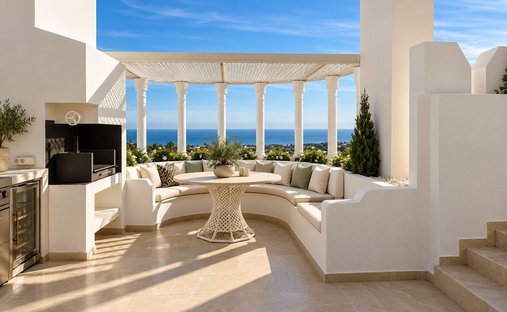 Penthouse in Golden Mile, Andalusia, Spain 1