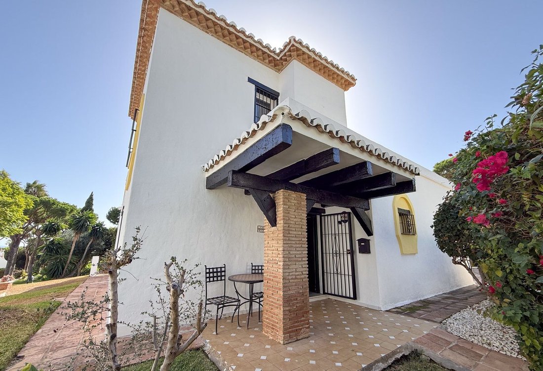 Villa en Calahonda, Mijas, España 1 - 19198444