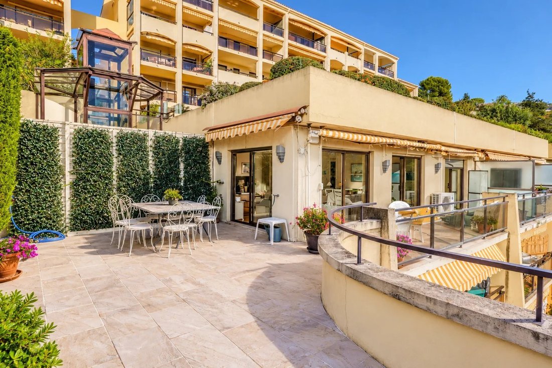 Wohnung in Mougins, Provence-Alpes-Côte d'Azur, Frankreich 1 - 19199247