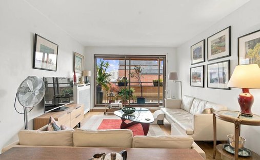 Apartment in Bas Belleville, Paris 19e Arrondissement, Paris 1