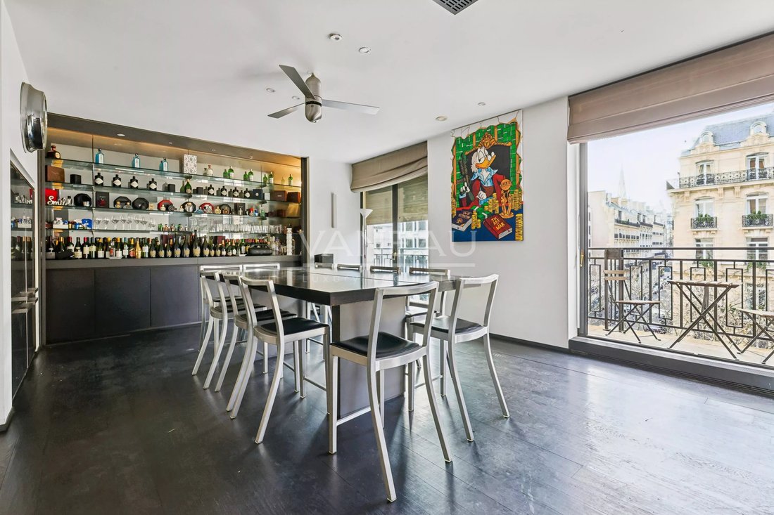 Apartment in Triangle d'Or, Paris 8e Arrondissement, Paris 3 - 19199443