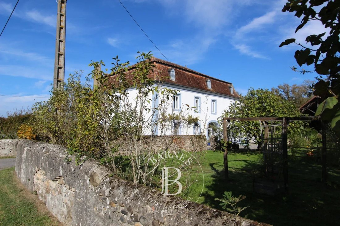 Finca en Sauveterre-de-Béarn, Nueva Aquitania, Francia 5 - 19199226