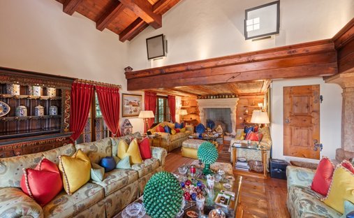 Chalet in Gstaad, Saanen, Canton of Bern 1