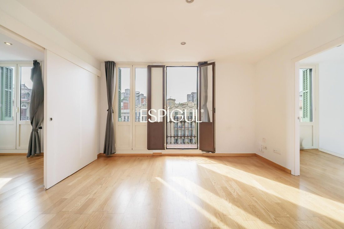 Apartment in Eixample, Barcelona, Spain 2 - 19197635