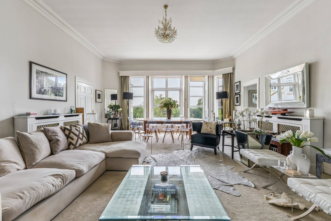 Apartamento en Virginia Water, Inglaterra 1 - 19199938