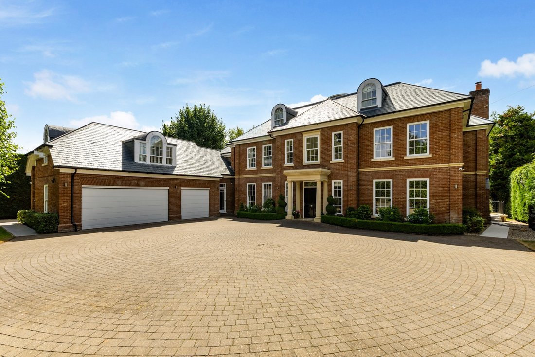Casa en Virginia Water, Inglaterra 3 - 19199449
