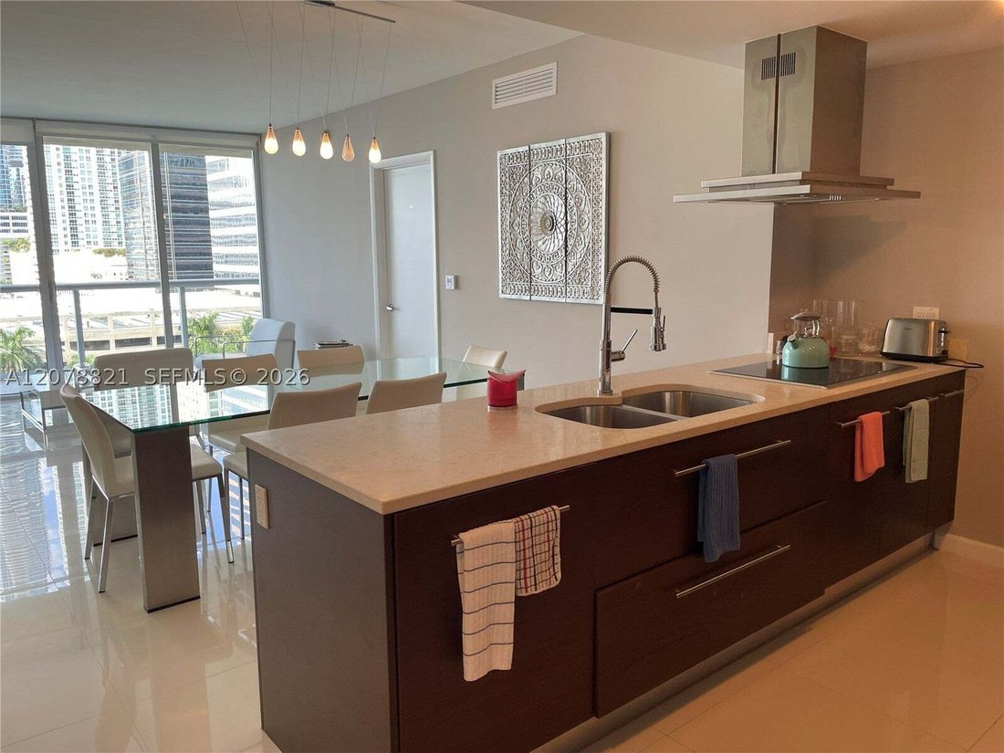 Condominio en Miami, Florida, Estados Unidos 3 - 19197929