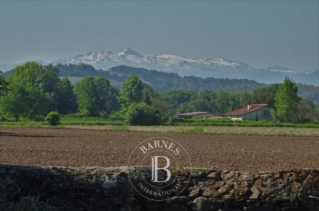 Finca en Sauveterre-de-Béarn, Nueva Aquitania, Francia 2 - 19199226