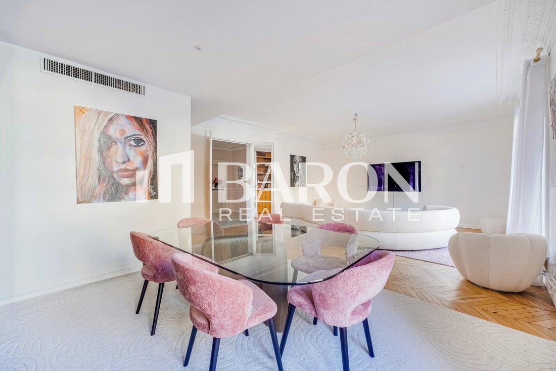 Wohnung in Courcelles-Wagram, Paris 17e Arrondissement, Paris 4 - 19199242