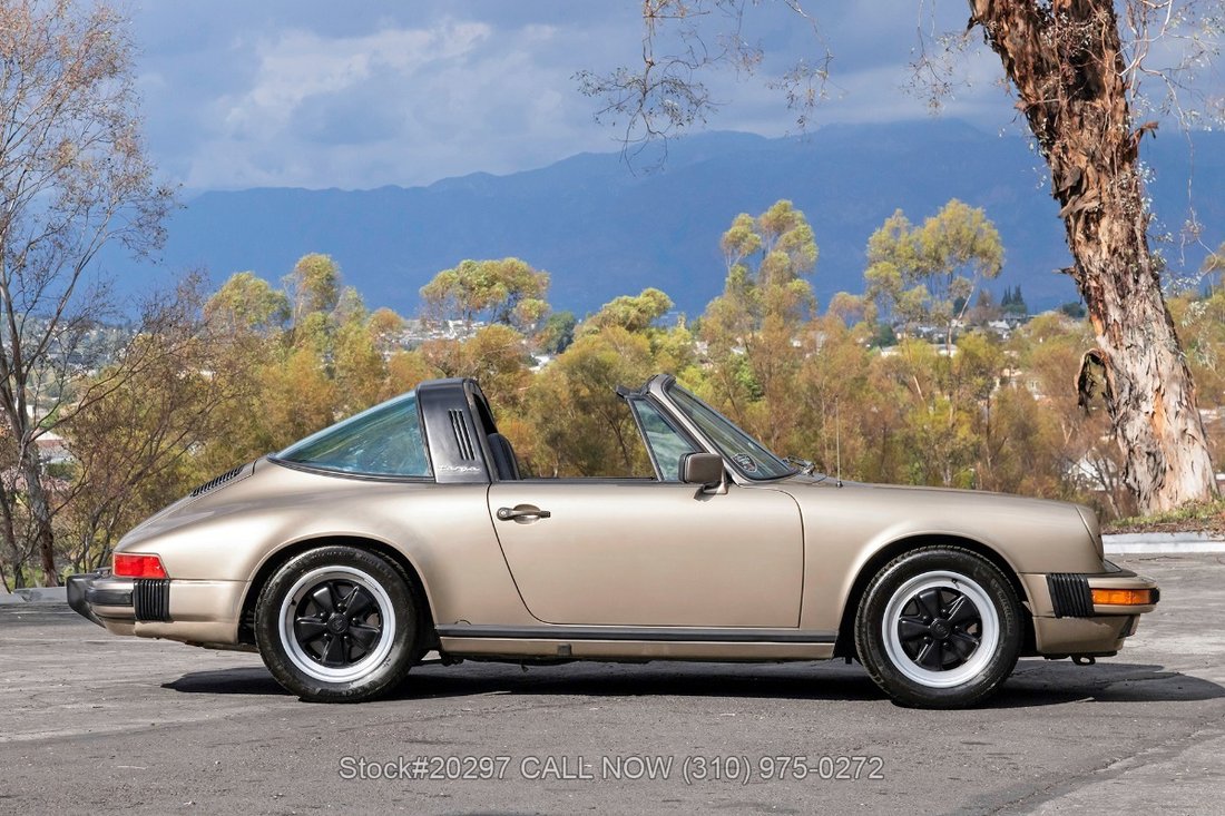 Porsche Carrera in Los Angeles, CA 3 - 19199407