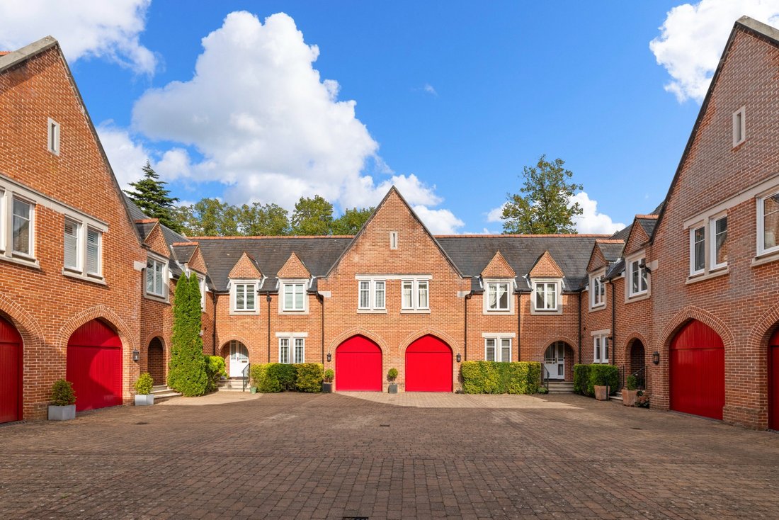 Casa en Virginia Water, Inglaterra 2 - 19199809