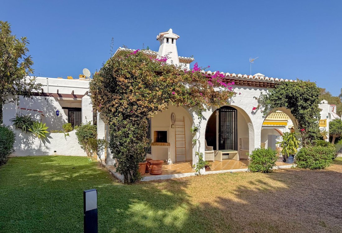 Villa en Calahonda, Mijas, España 4 - 19198444