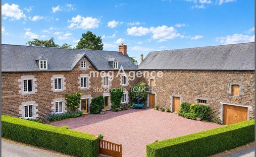 Maisons de campagne à Cérences, Normandie, France 1