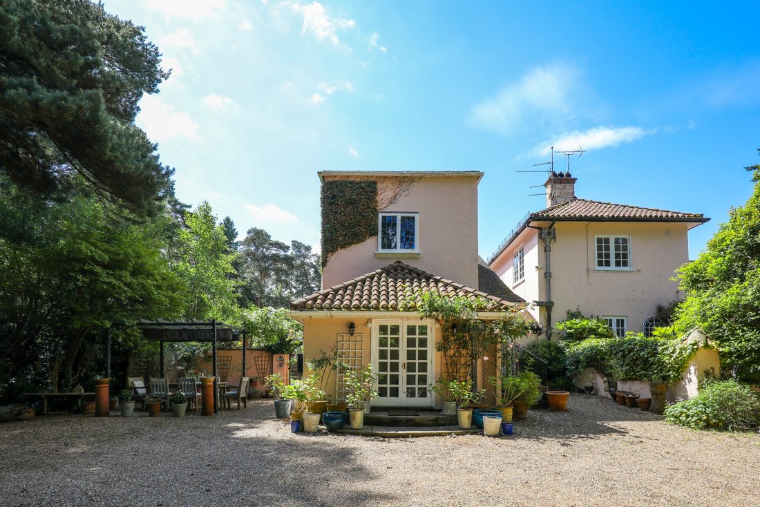 Casa en Virginia Water, Inglaterra 3 - 19199766