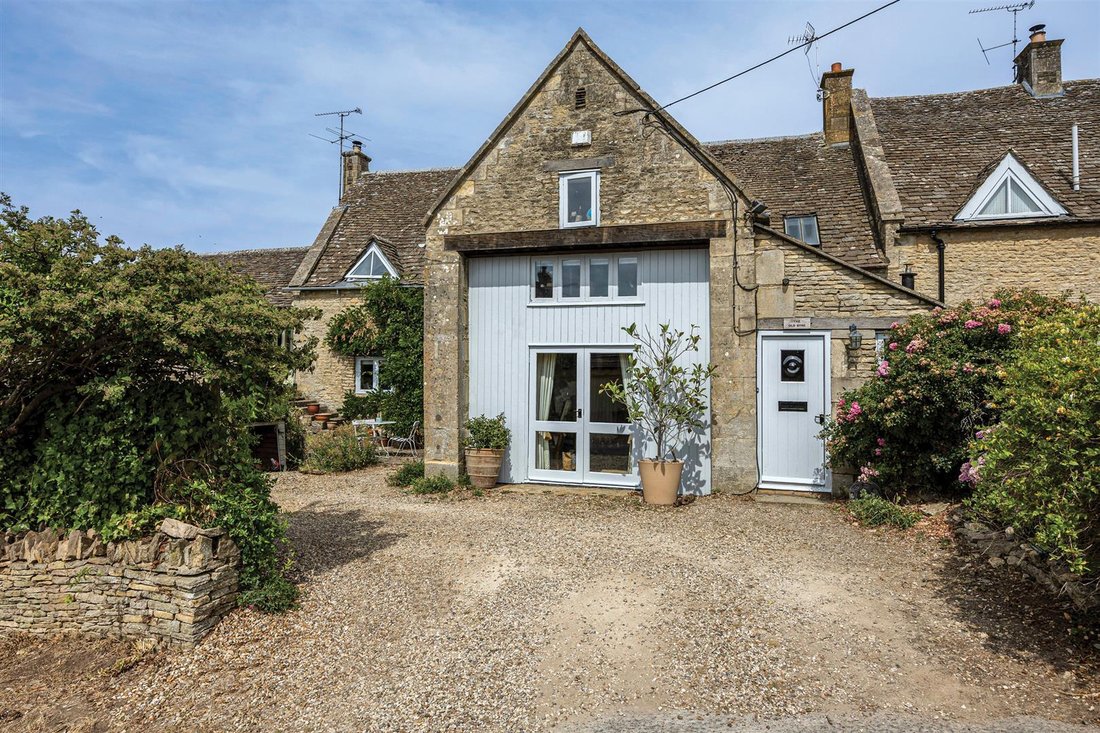 Haus in Calcot, Coln St. Dennis, England 1 - 19199212