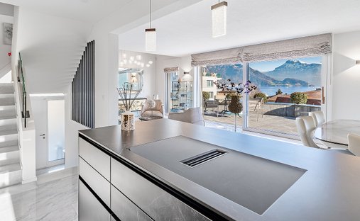 Casa a Weggis, Cantone di Lucerna, Svizzera 1