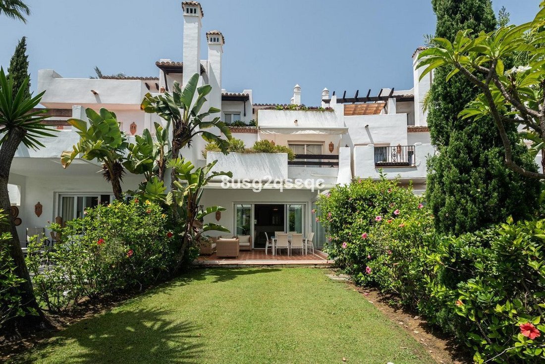 Villa a Estepona, Andalusia, Spagna 2 - 19198351