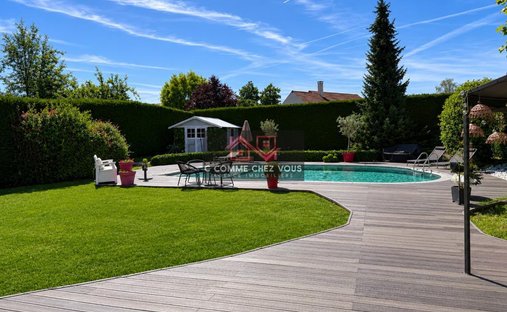Maison à Domaine d'Armainvilliers, Ozoir-la-Ferrière, France 1