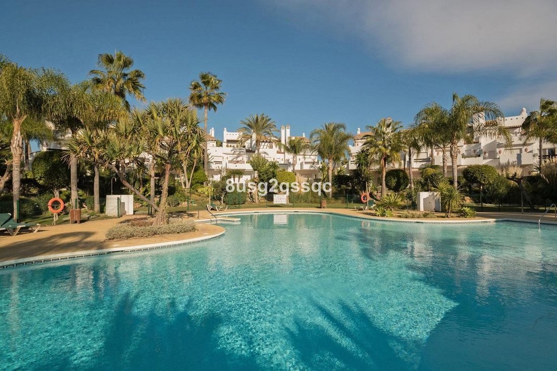 Villa a Estepona, Andalusia, Spagna 1 - 19198351
