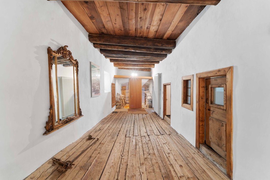 Villa in La Punt Chamues-ch, Graubünden, Schweiz 3 - 19198476
