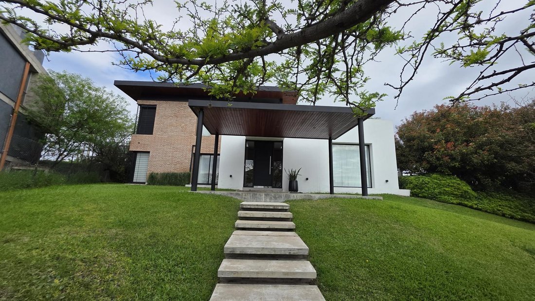 Casa en Córdoba, Córdoba, Argentina 2 - 19198778