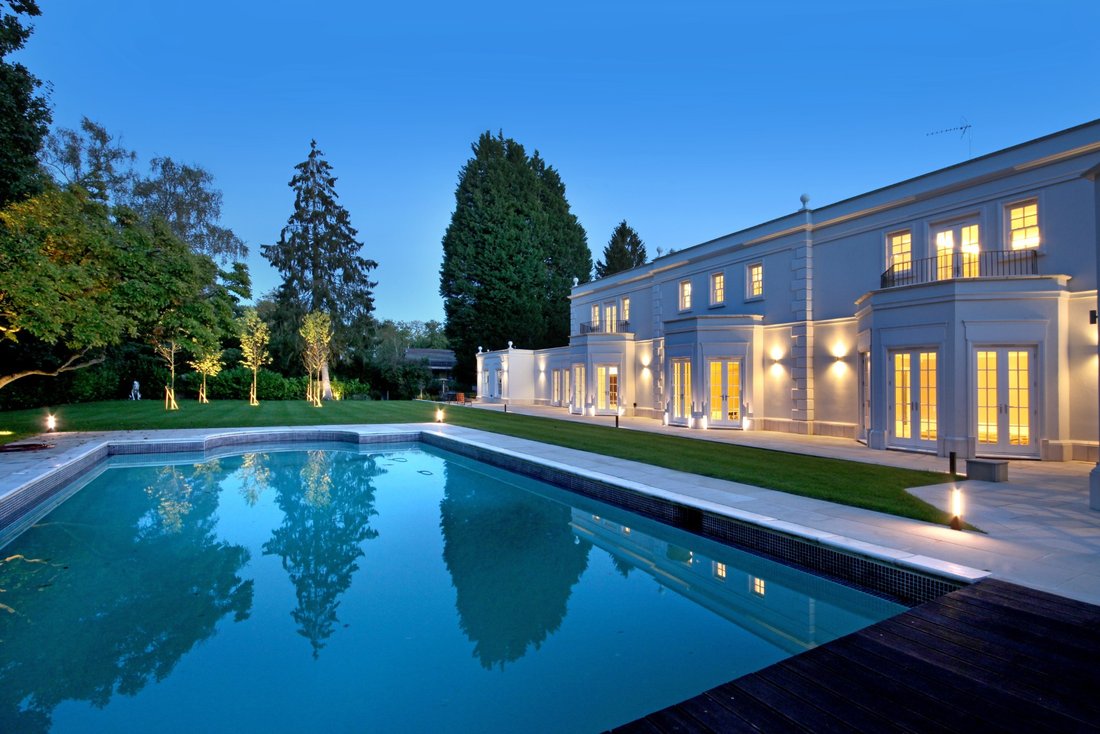 Casa en Virginia Water, Inglaterra 4 - 19198790