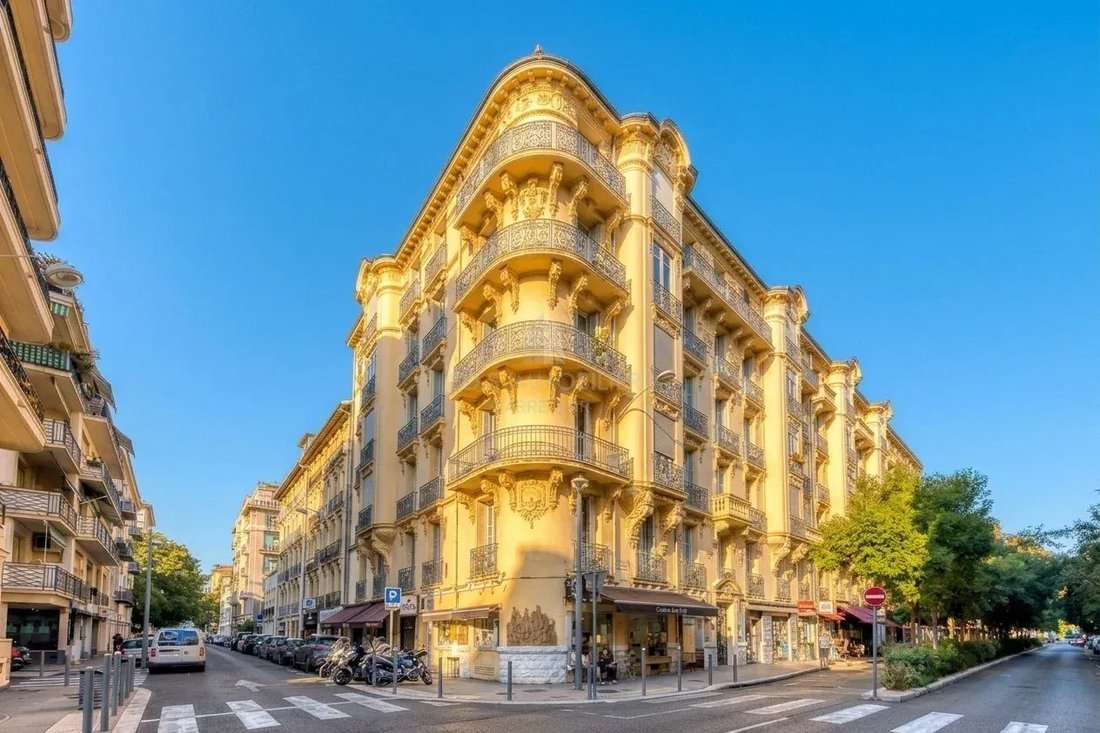 Appartement à Nice, Provence-Alpes-Côte d'Azur, France 1 - 19198529