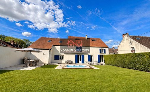 Haus in La Houssaye-en-Brie, Île-de-France, Frankreich 1