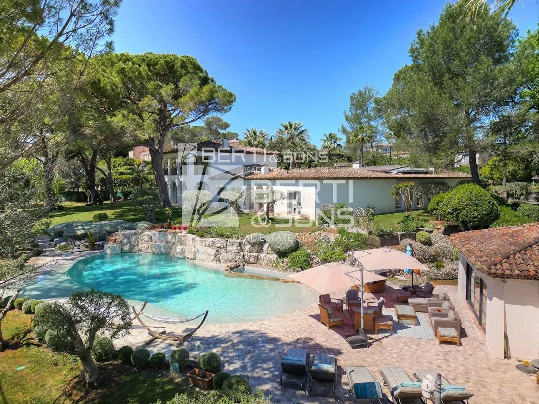 Haus in Mougins, Provence-Alpes-Côte d'Azur, Frankreich 1 - 19198234