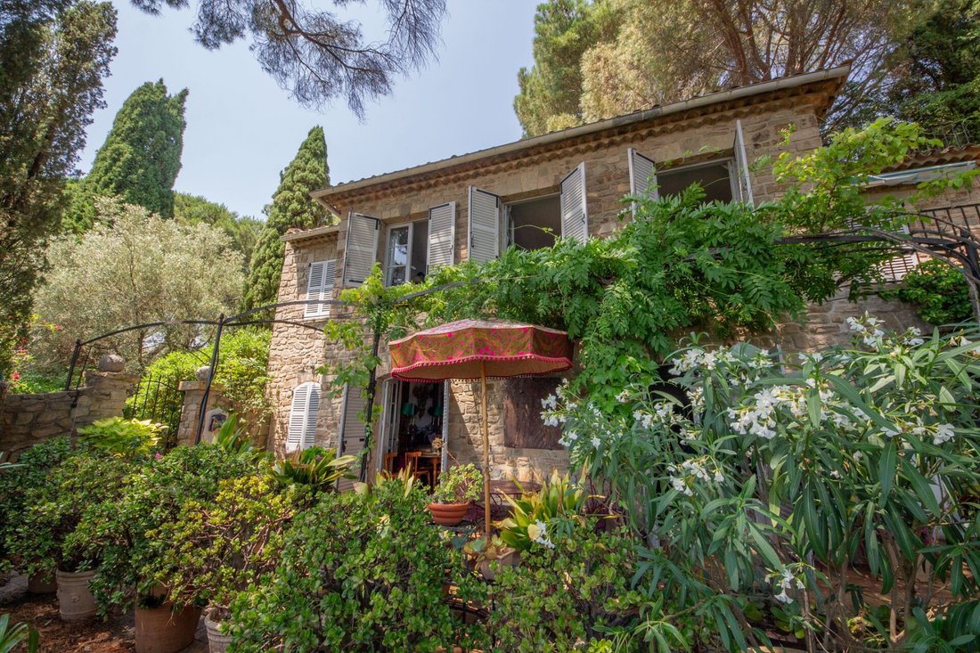 Villa à Grimaud, Provence-Alpes-Côte d'Azur, France 1 - 19198912