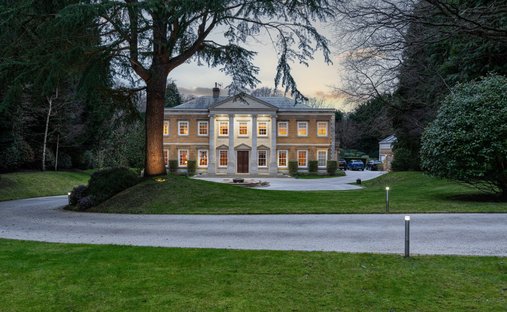 Haus in Lyne, England 1