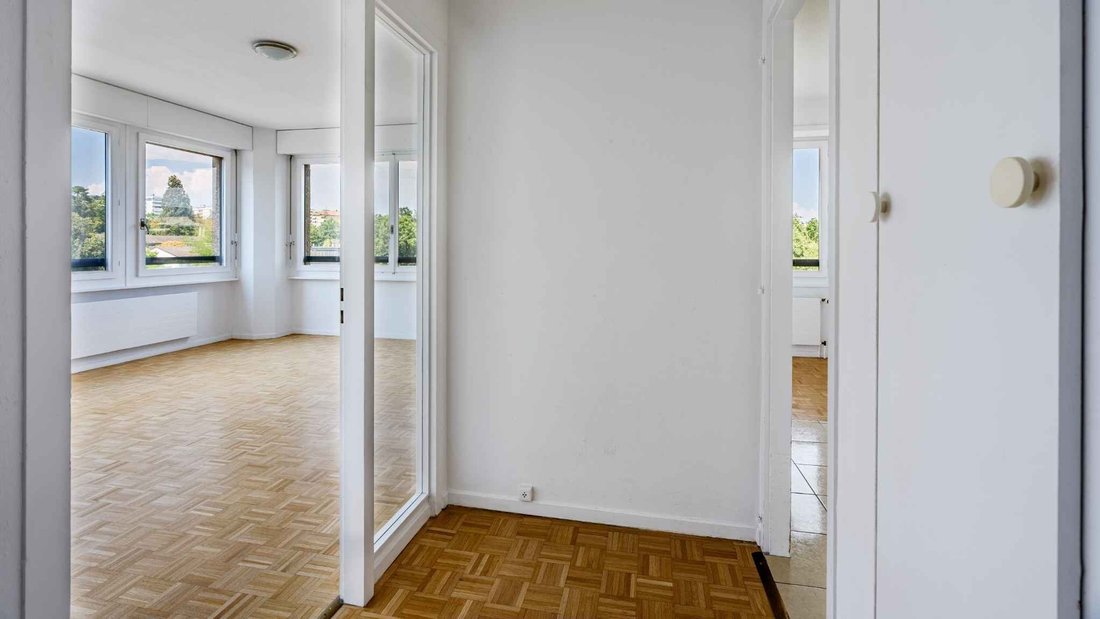 Apartment in Cité, Geneva, Canton of Geneva 2 - 19198268