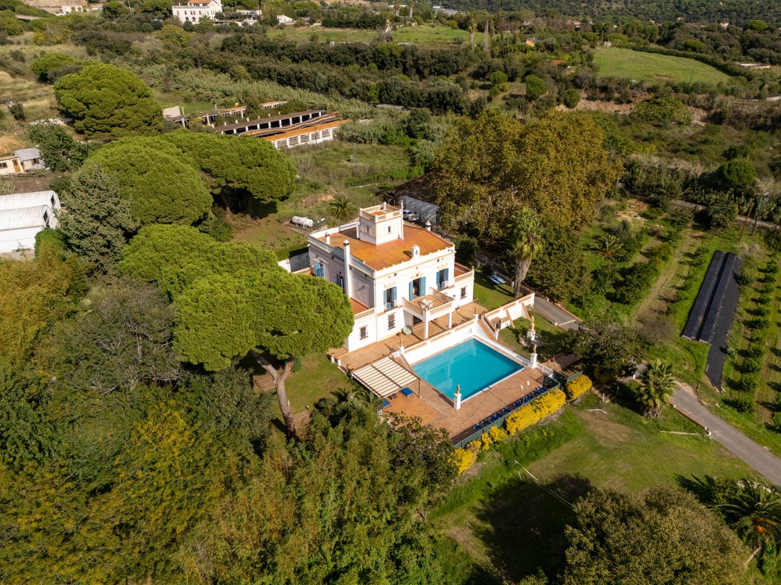 Villa a Arenys de Mar, Catalogna, Spagna 2 - 19197573