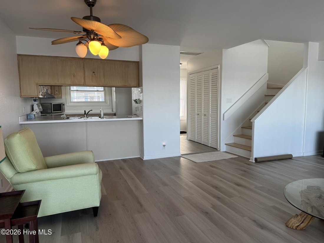 Townhouse in Carolina Beach, North Carolina, United States 5 - 19198480