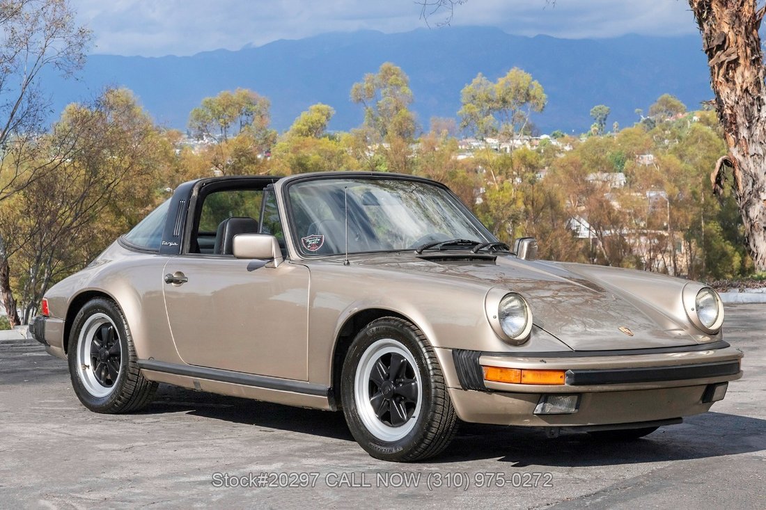 Porsche Carrera in Los Angeles, CA 1 - 19199407