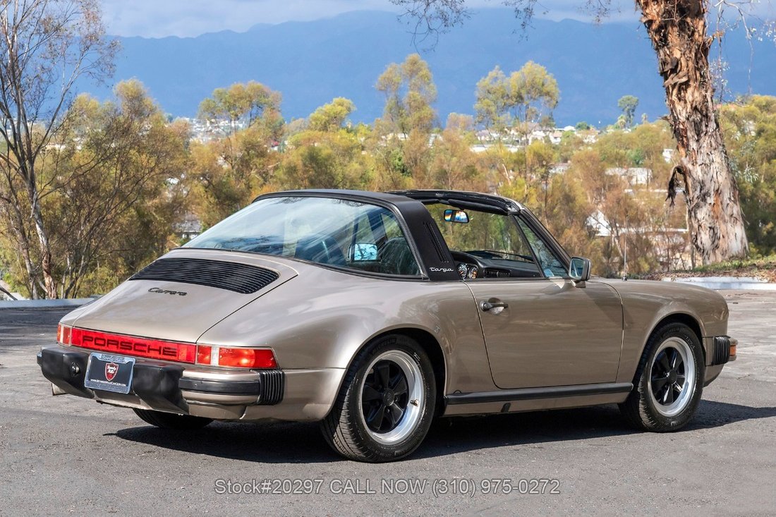 Porsche Carrera in Los Angeles, CA 4 - 19199407