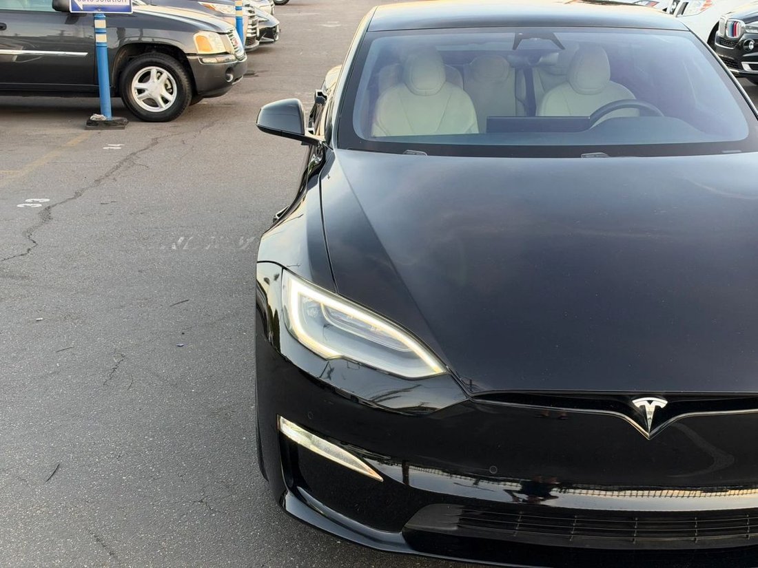 Sedan in Los Angeles, CA, United States 5 - 19202641