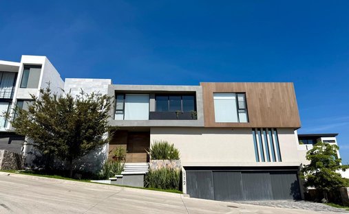 House in León, Guanajuato, Mexico 1