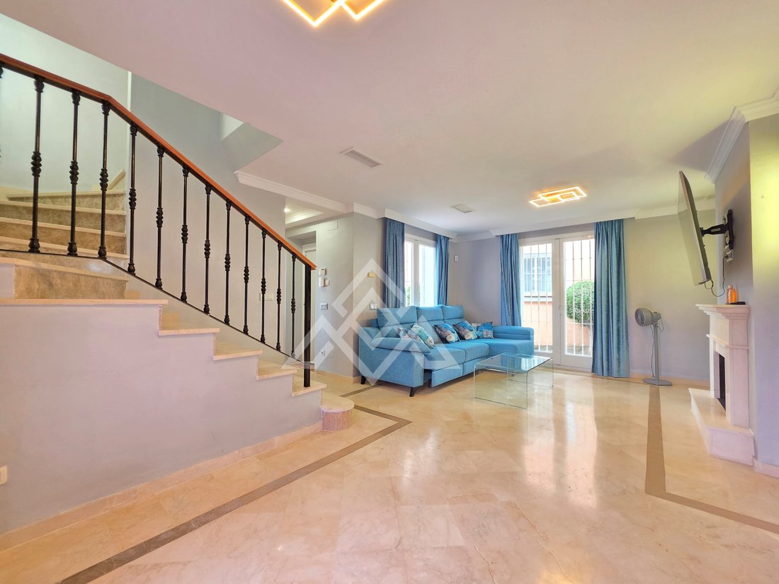 Haus in Nueva Andalucía, Marbella, Spanien 4 - 19199681