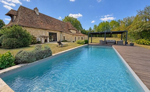 Maison à Saint-Martin-des-Combes, Nouvelle-Aquitaine, France 1