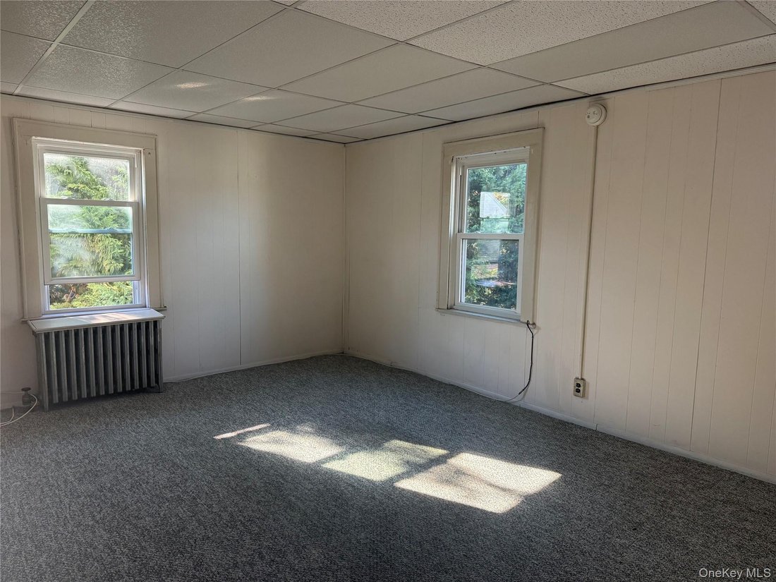 Babylon, New York, United States 3 - 19202123