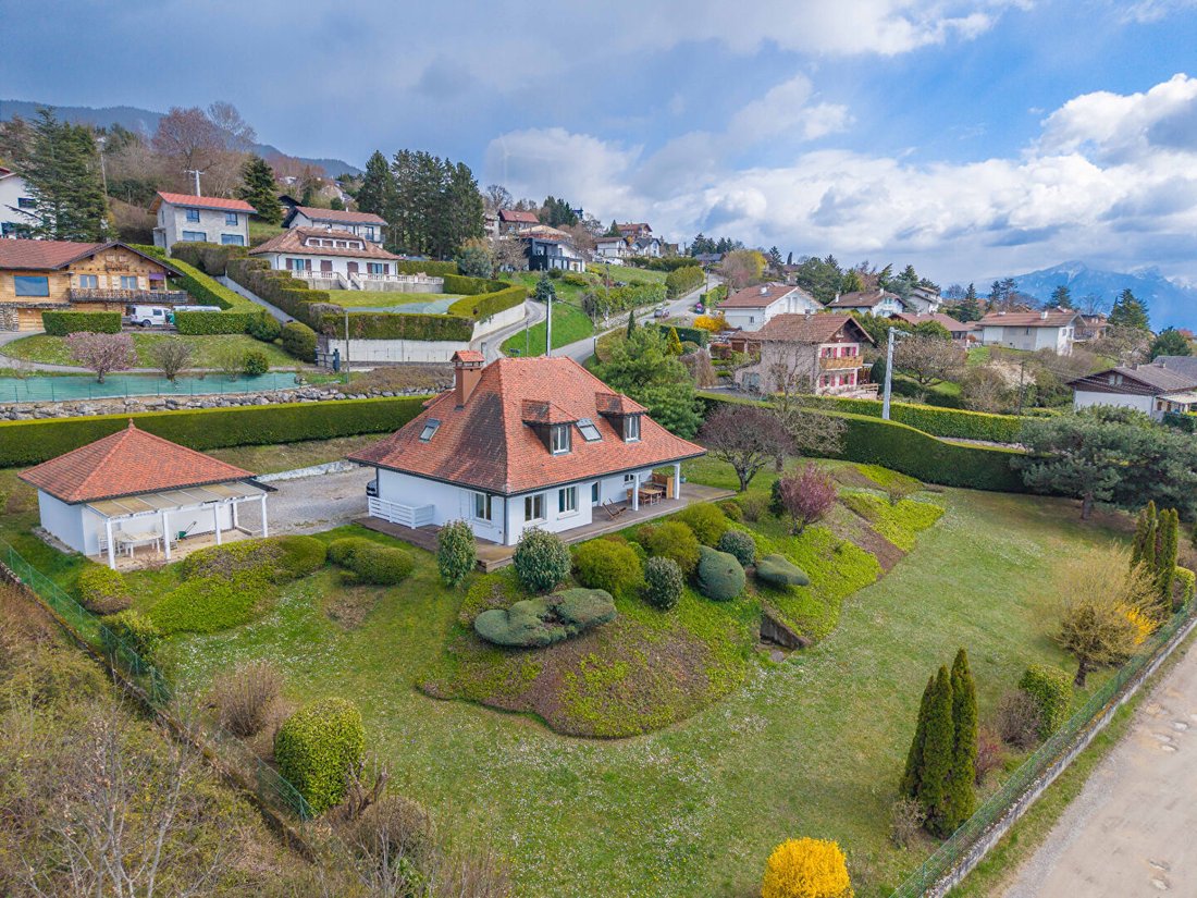 Villa a Cranves-Sales, Auvergne-Rodano-Alpi, Francia 2 - 19200117