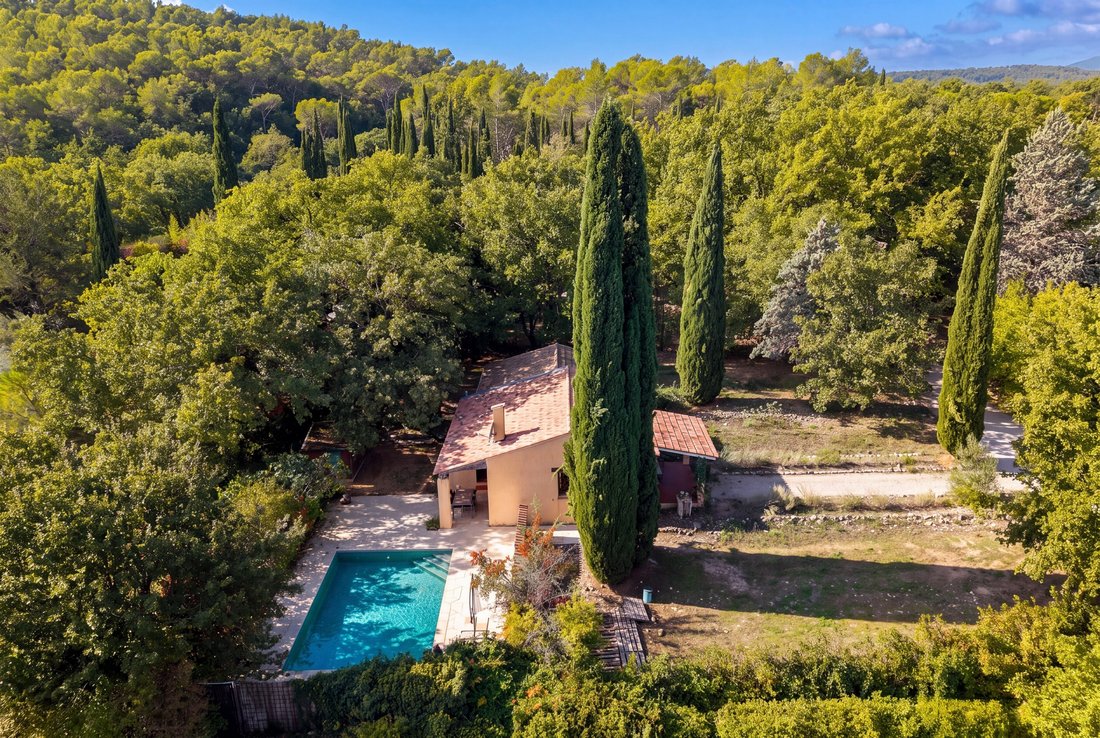 Casa en Tourrettes, Provenza-Alpes-Costa Azul, Francia 1 - 19201931
